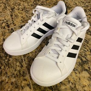 Adidas tennis shoes